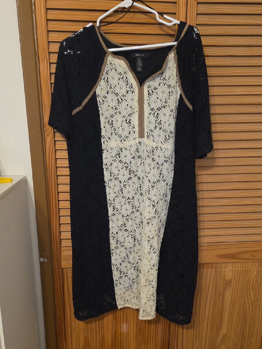Style & Co. Black and Cream Lace-Front Shift Dress